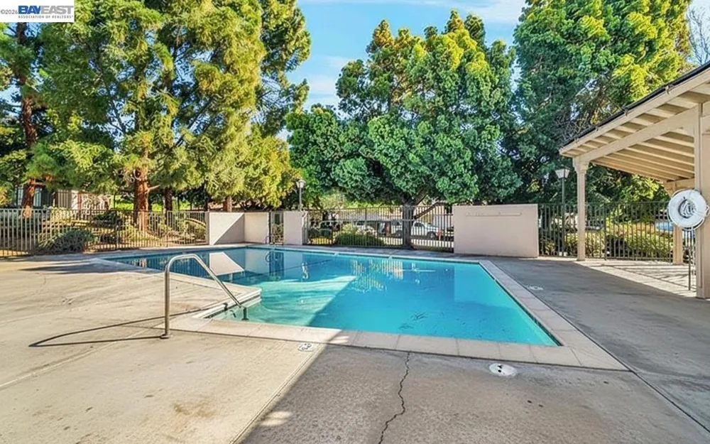 165 Aurora Plz Union City, CA 94587