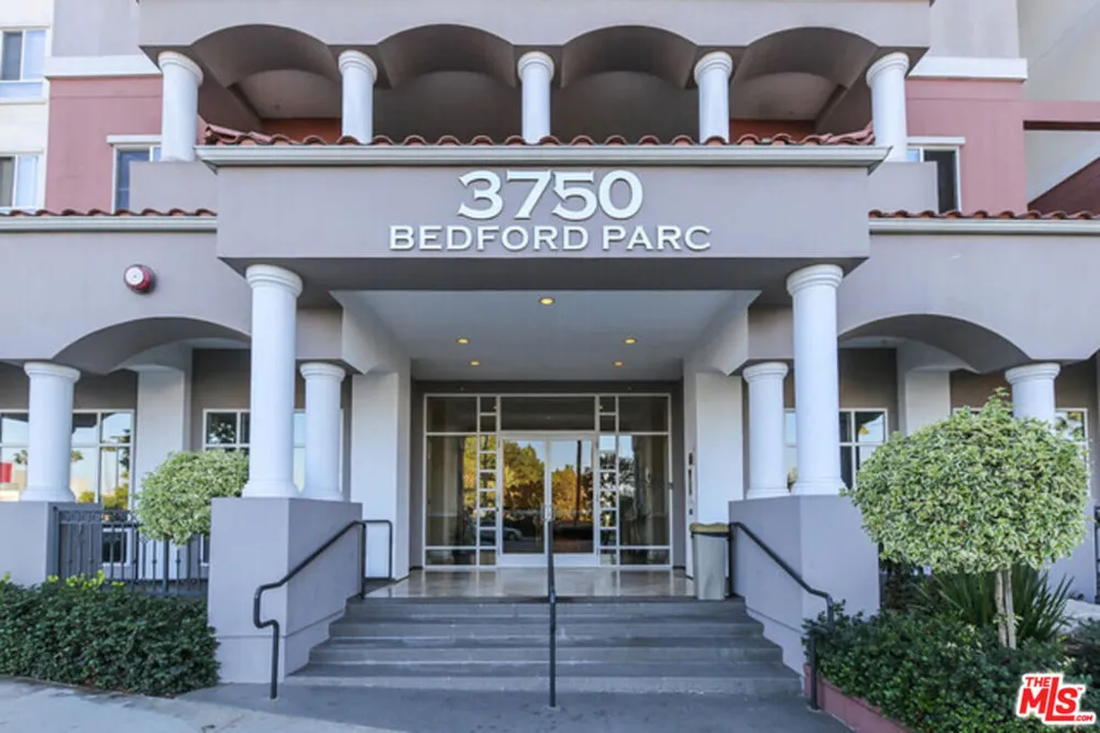 3750 Santa Rosalia Drive #410 Los Angeles, CA 90008