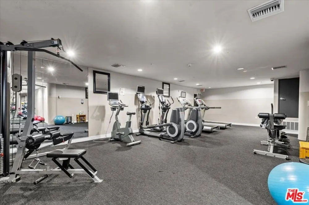 3750 Santa Rosalia Drive #410 Los Angeles, CA 90008