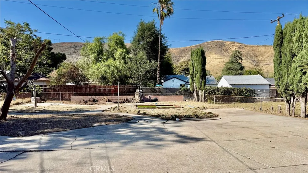 1276 W 31st San Bernardino, CA 92405