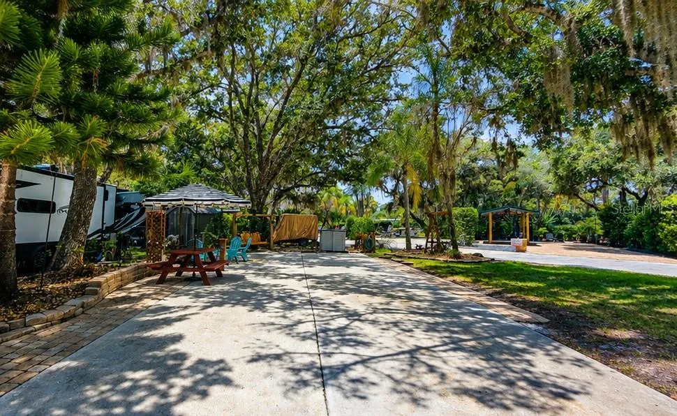 243 SADDLE LANE River Ranch, FL 33867