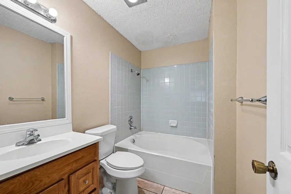 8406 Forest Ridge Drive San Antonio, TX 78239