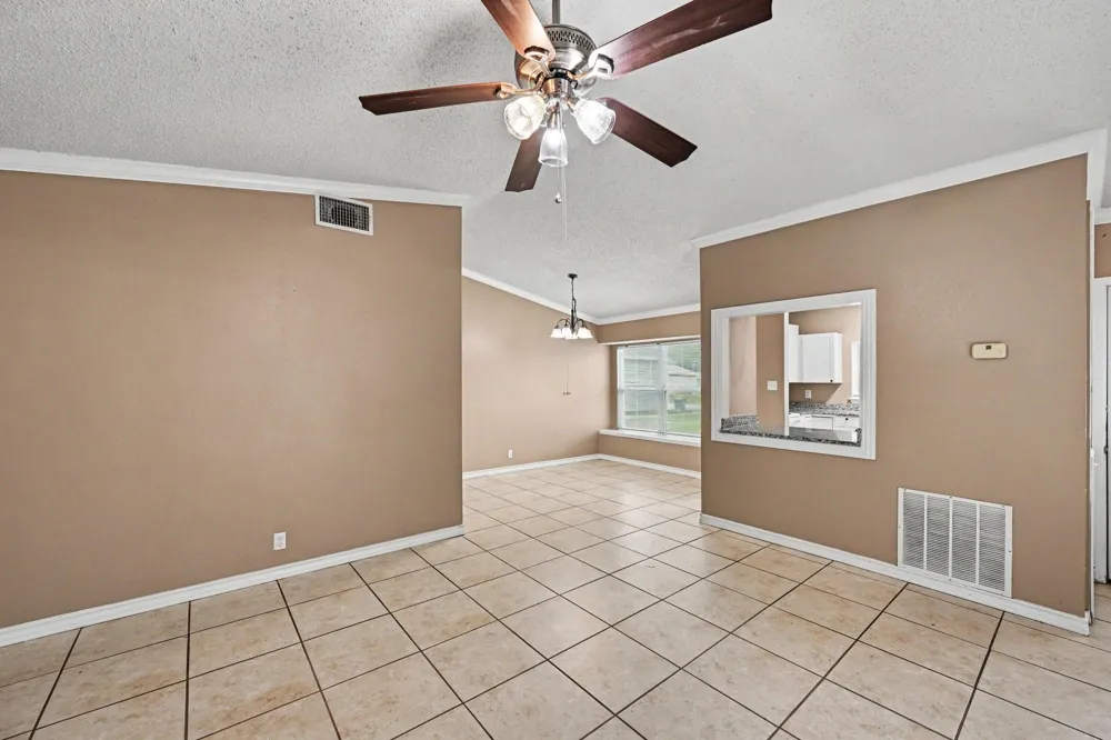 8406 Forest Ridge Drive San Antonio, TX 78239