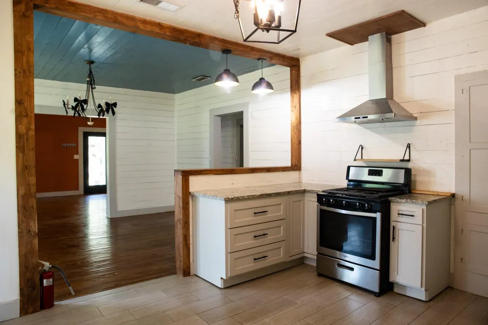 617 S 5th Street Crockett, TX 75835