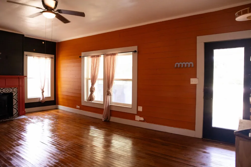 617 S 5th Street Crockett, TX 75835