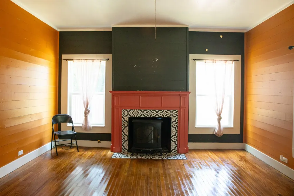617 S 5th Street Crockett, TX 75835