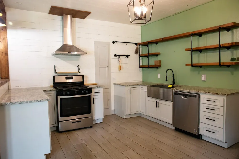 617 S 5th Street Crockett, TX 75835