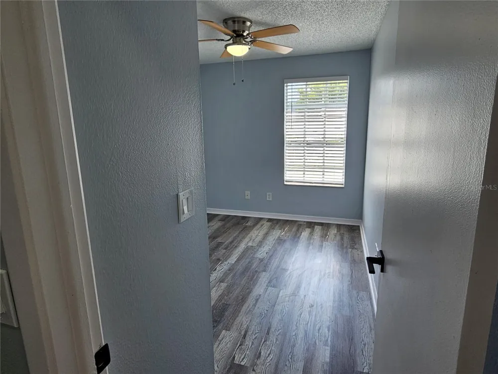 13817 STONE MILL WAY Tampa, FL 33613