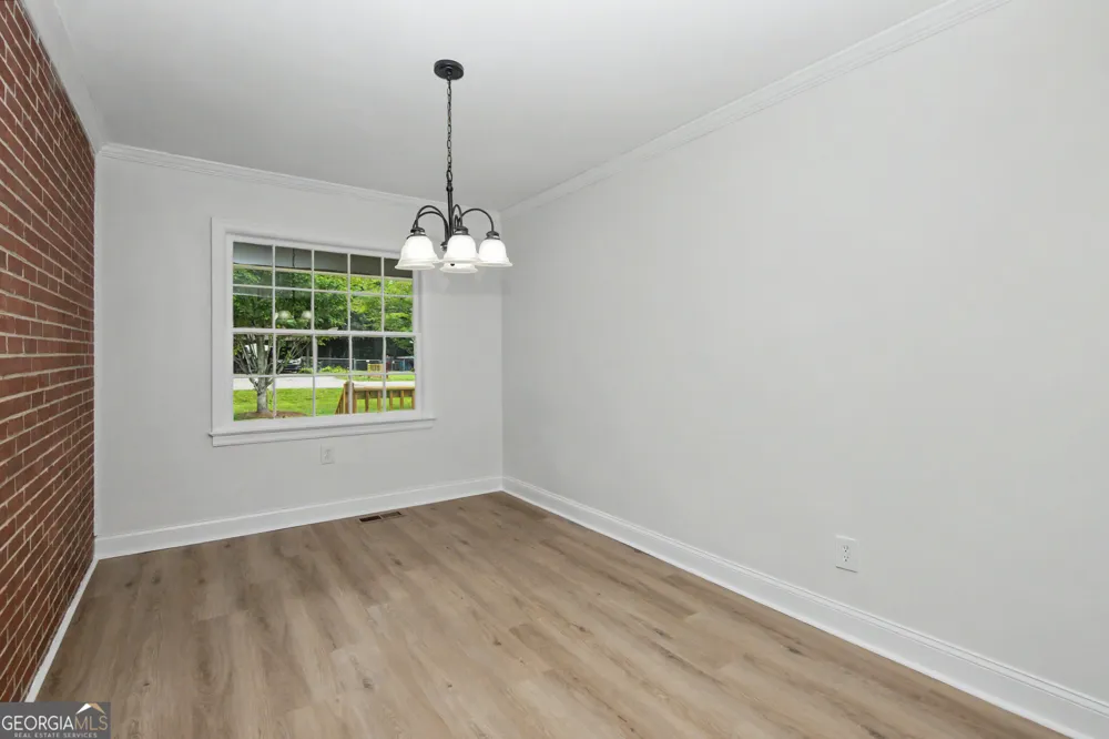 90 Cedar ST Woodbury, GA 30293