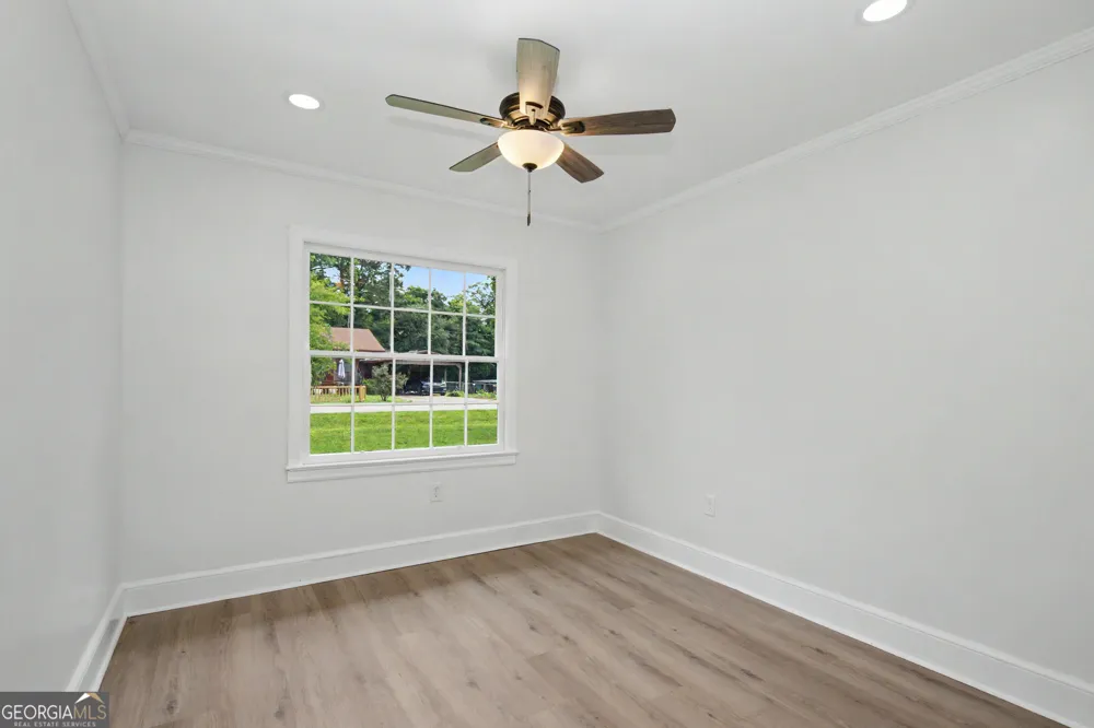 90 Cedar ST Woodbury, GA 30293
