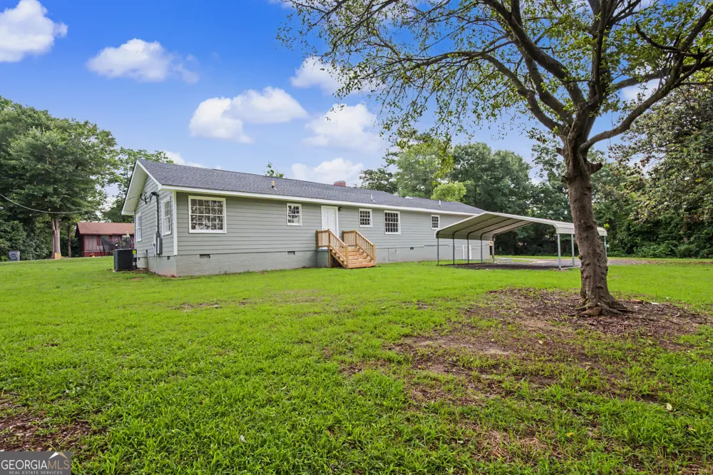 90 Cedar ST Woodbury, GA 30293