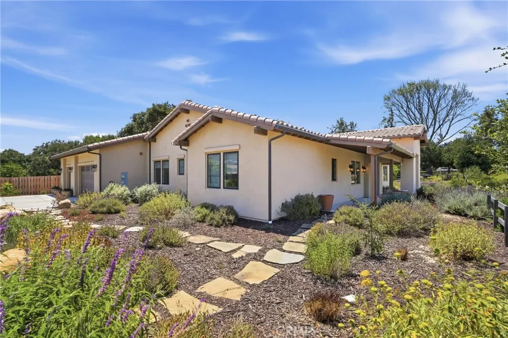 1210 Hager Lane Buellton, CA 93427