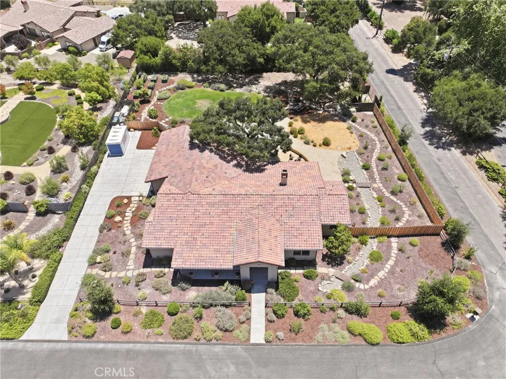 1210 Hager Lane Buellton, CA 93427
