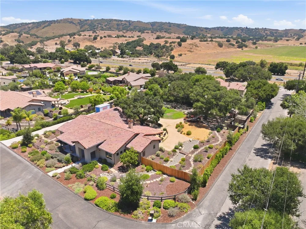 1210 Hager Lane Buellton, CA 93427