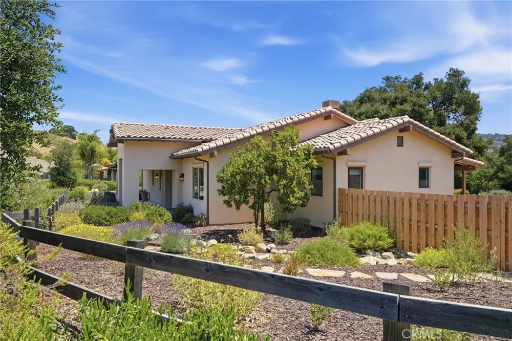 1210 Hager Lane Buellton, CA 93427