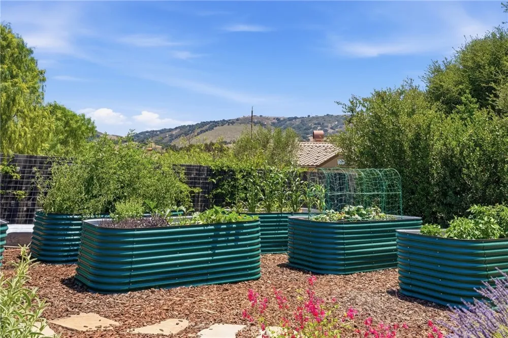 1210 Hager Lane Buellton, CA 93427
