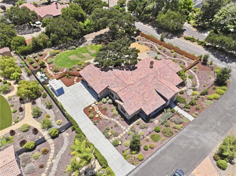 1210 Hager Lane Buellton, CA 93427