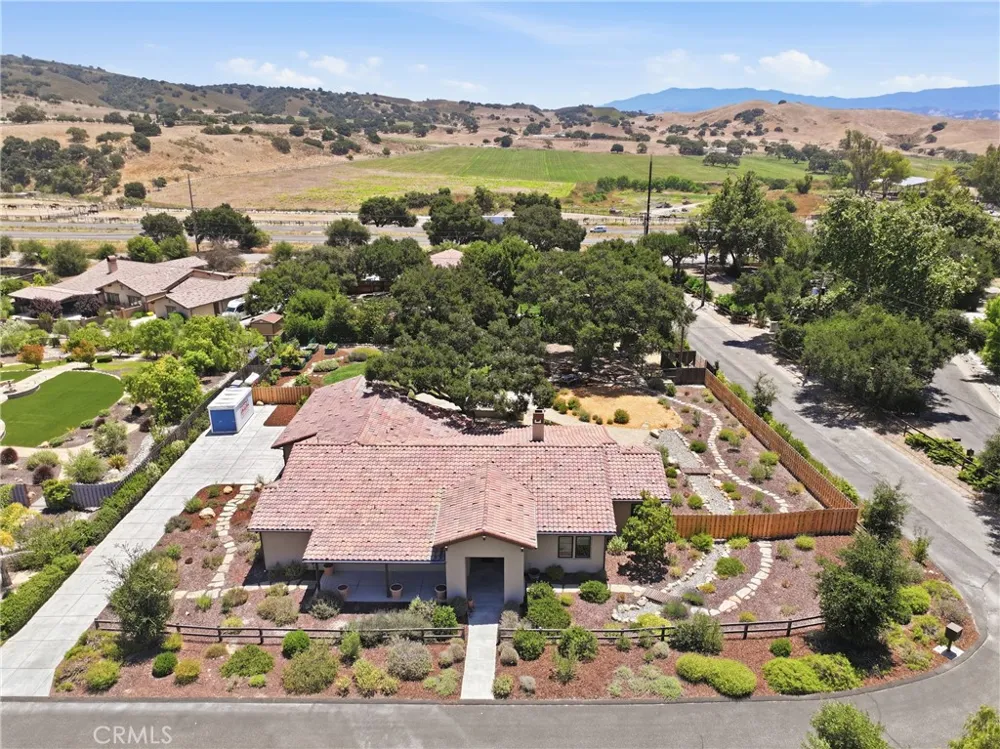 1210 Hager Lane Buellton, CA 93427
