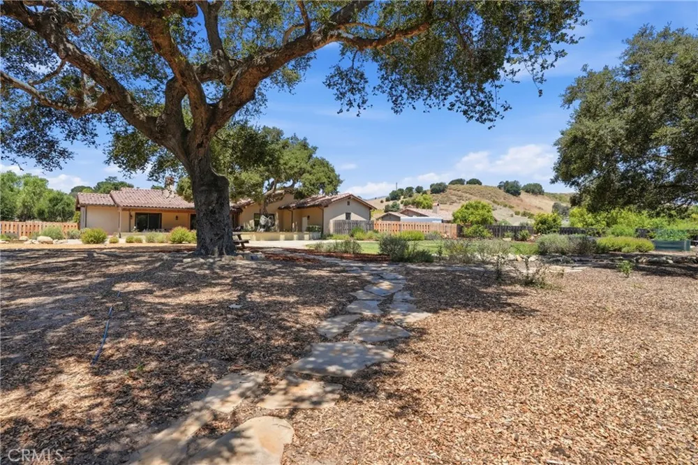 1210 Hager Lane Buellton, CA 93427