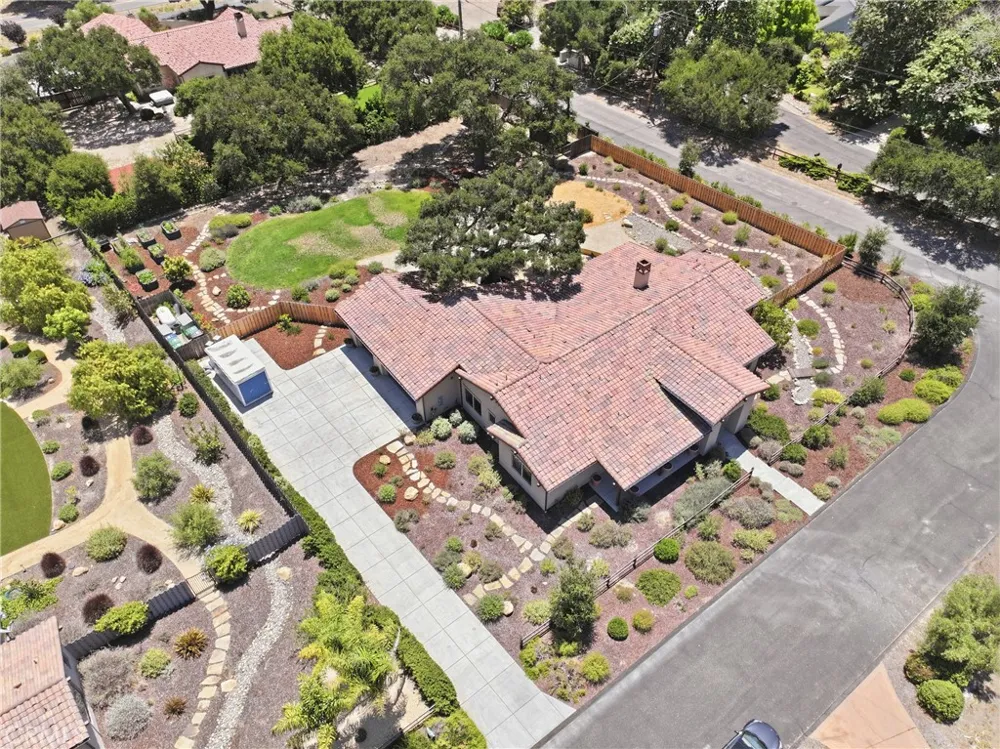 1210 Hager Lane Buellton, CA 93427