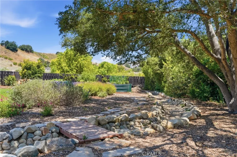 1210 Hager Lane Buellton, CA 93427