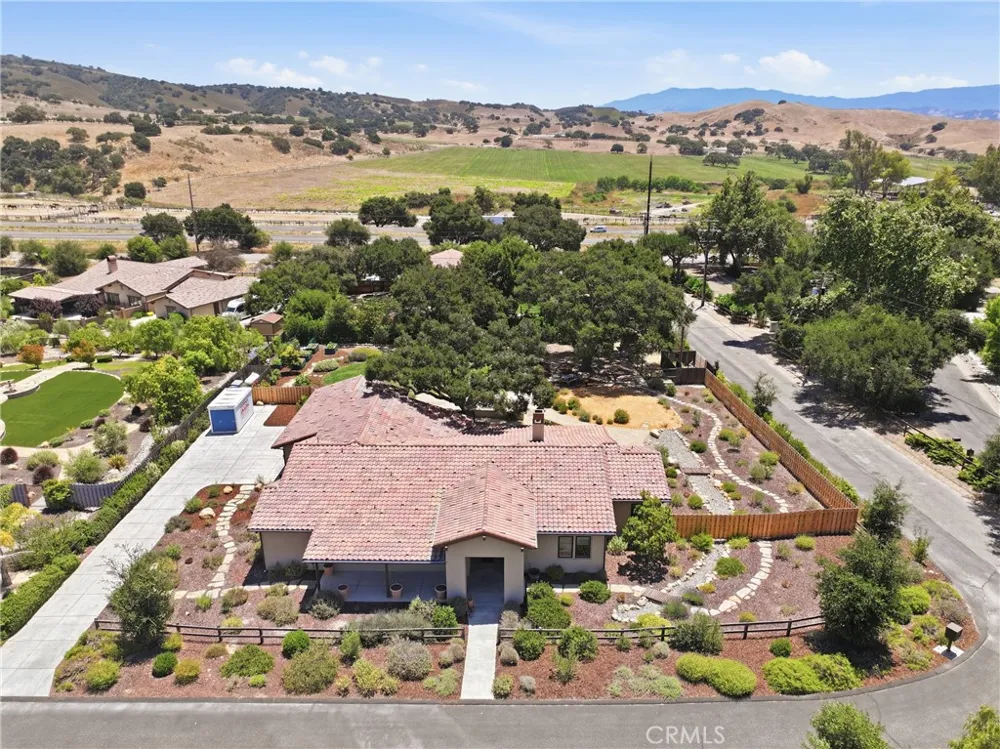 1210 Hager Lane Buellton, CA 93427