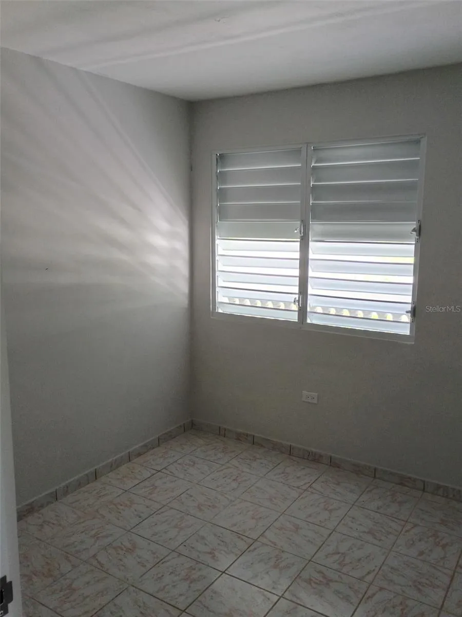 156 BO. BAYAMONCITO Aguas Buenas, PR 00703