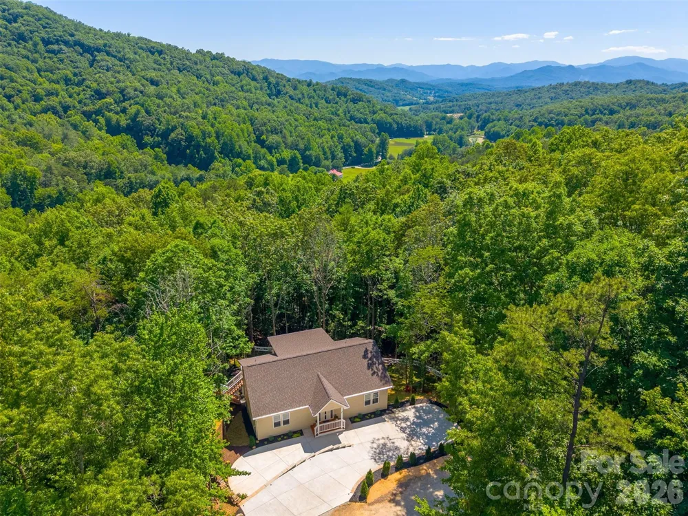 88 Foxwood Drive Franklin, NC 28734