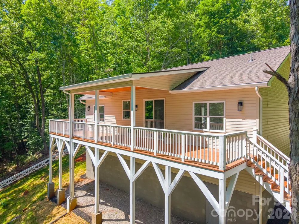 88 Foxwood Drive Franklin, NC 28734
