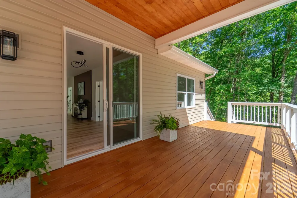 88 Foxwood Drive Franklin, NC 28734