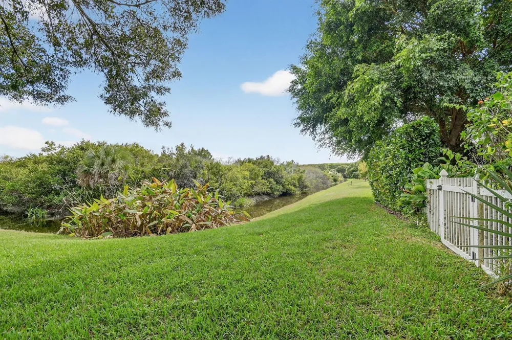 1848 Via Castello Wellington, FL 33411