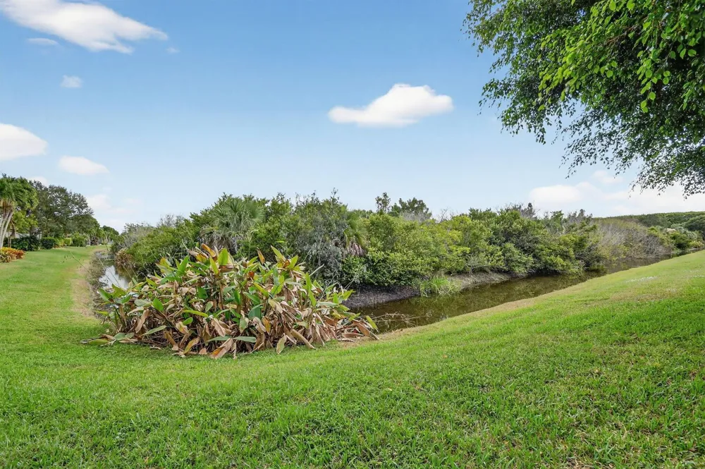 1848 Via Castello Wellington, FL 33411