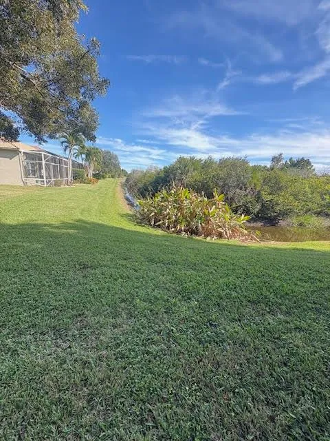 1848 Via Castello Wellington, FL 33411