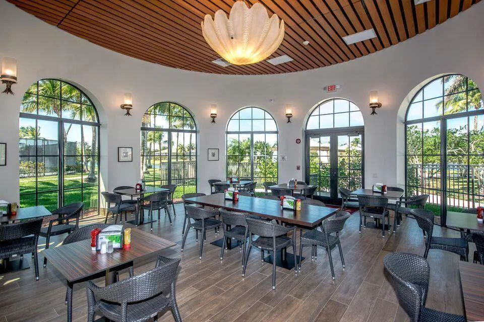 1848 Via Castello Wellington, FL 33411