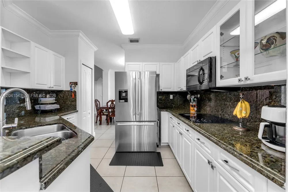 15506 SW 25th Ter Miami, FL 33185
