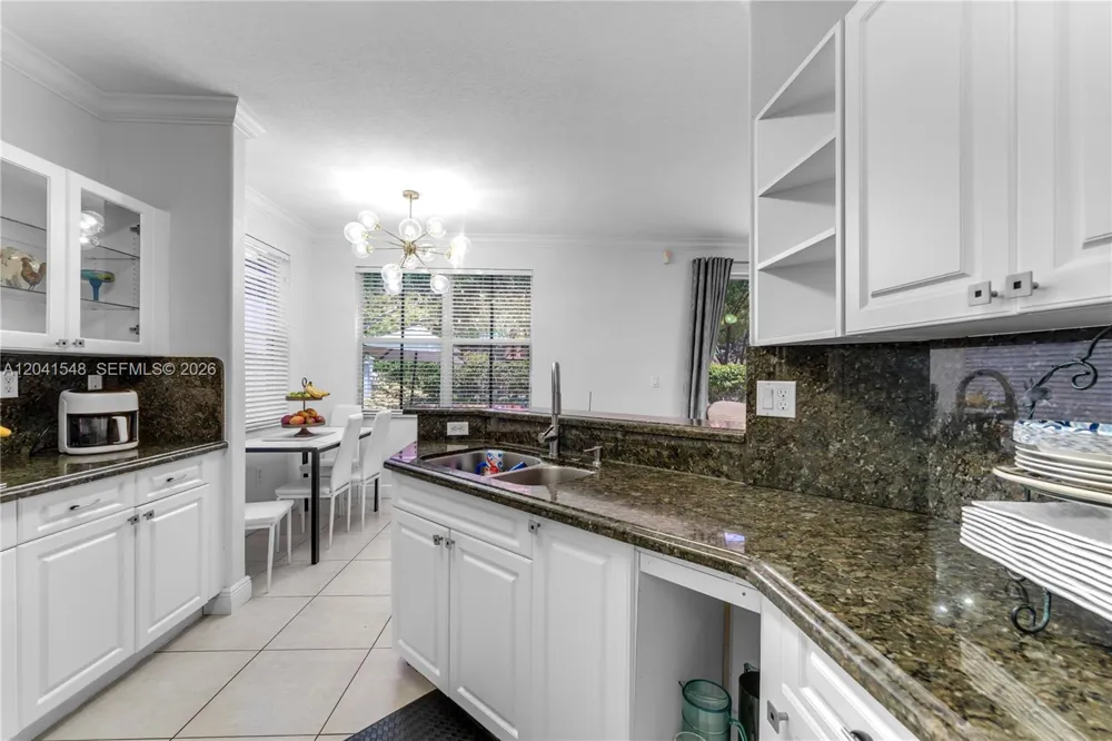 15506 SW 25th Ter Miami, FL 33185