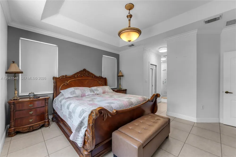 15506 SW 25th Ter Miami, FL 33185