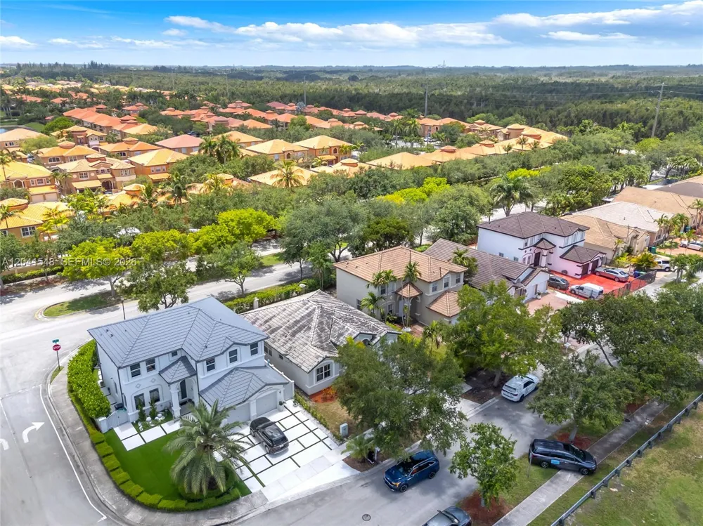15506 SW 25th Ter Miami, FL 33185