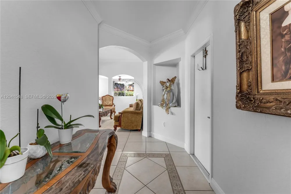 15506 SW 25th Ter Miami, FL 33185