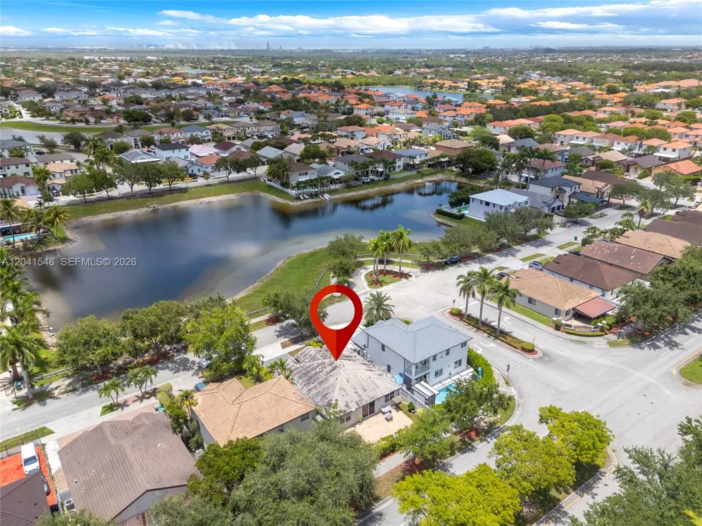 15506 SW 25th Ter Miami, FL 33185