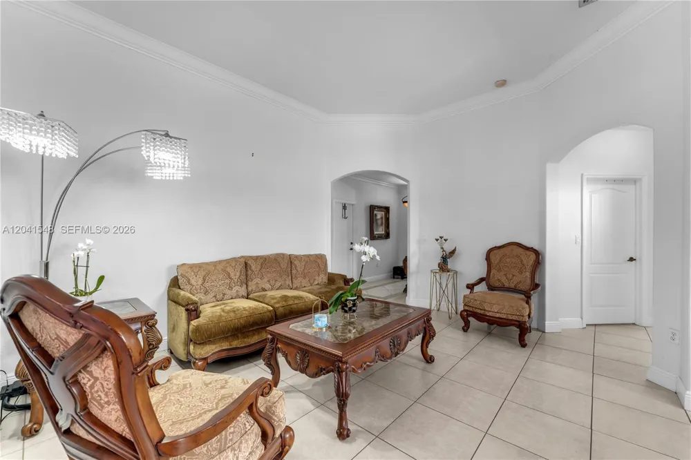 15506 SW 25th Ter Miami, FL 33185
