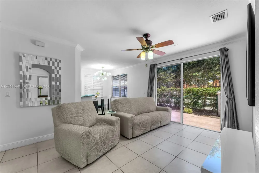 15506 SW 25th Ter Miami, FL 33185