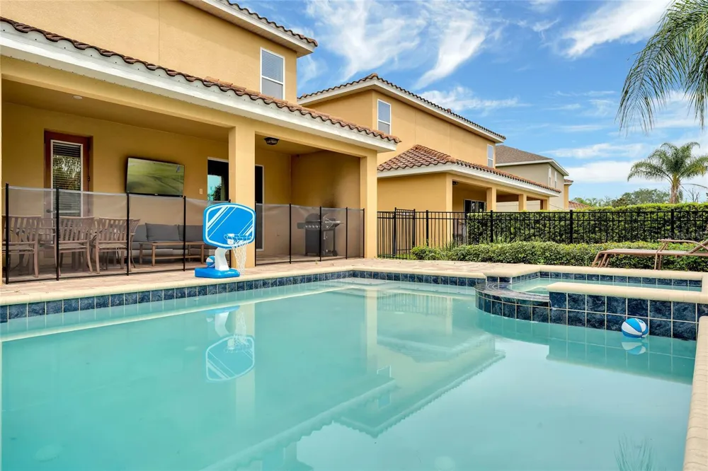 7517 MARKER AVENUE Kissimmee, FL 34747