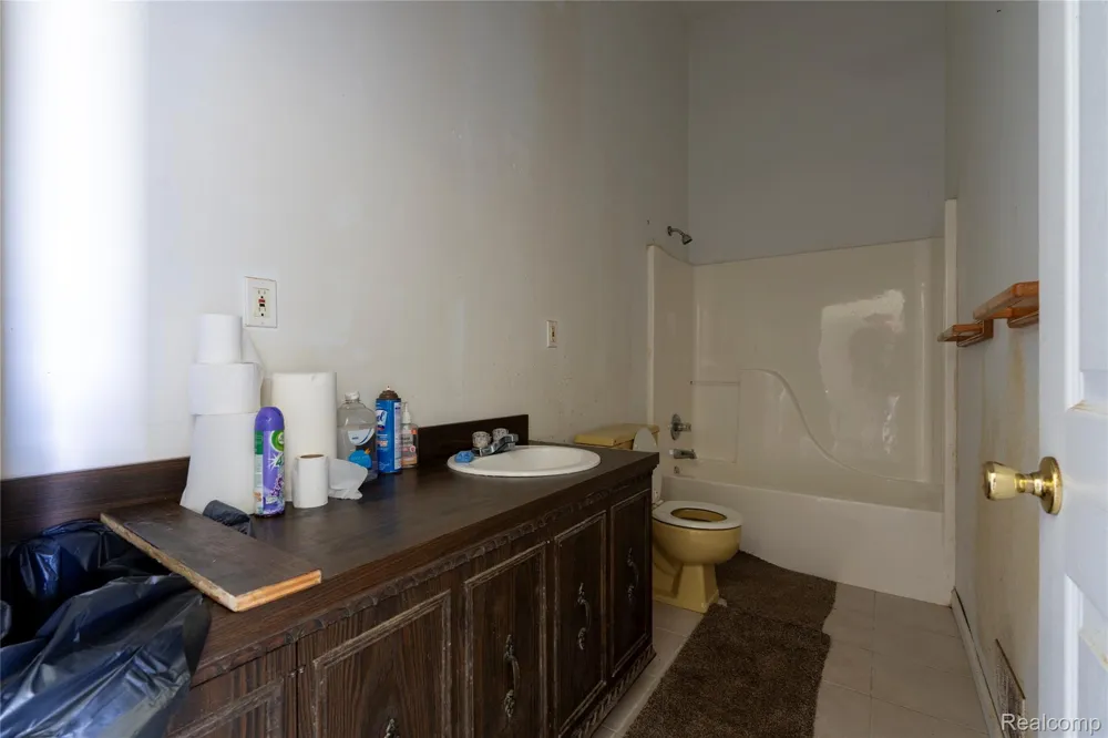 10069 Silver Lake Road Argentine Township, MI 48451