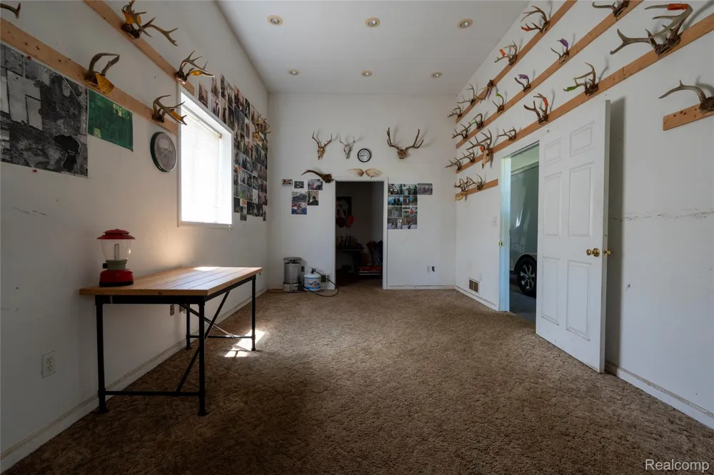 10069 Silver Lake Road Argentine Township, MI 48451