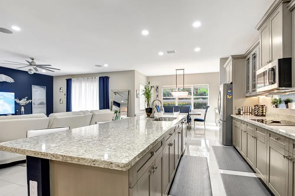 8952 Cypress Grove Lane West Palm Beach, FL 33411