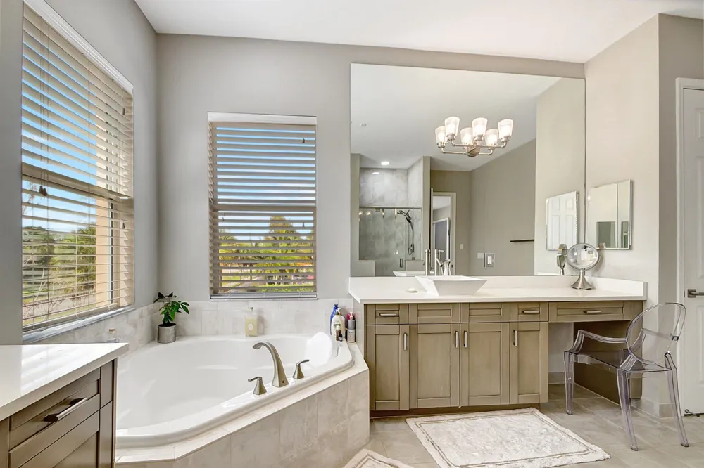 8952 Cypress Grove Lane West Palm Beach, FL 33411