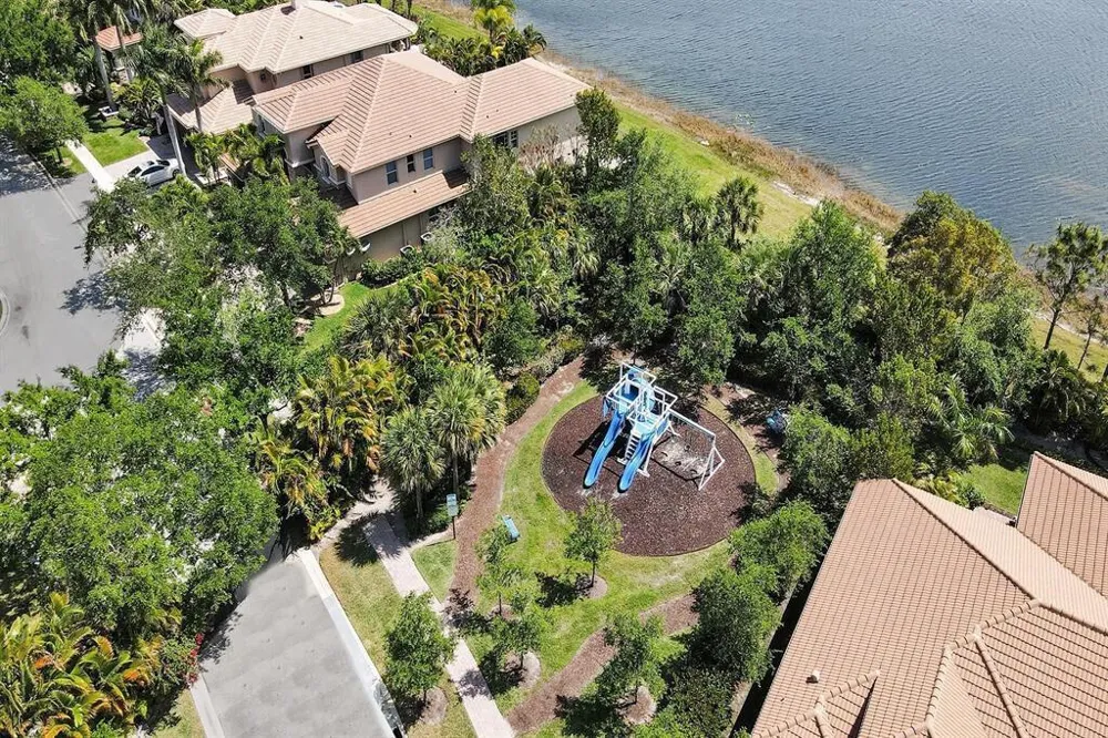 8952 Cypress Grove Lane West Palm Beach, FL 33411
