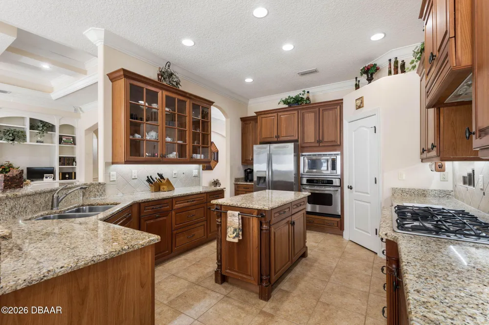34 S Riverwalk Drive Palm Coast, FL 32137