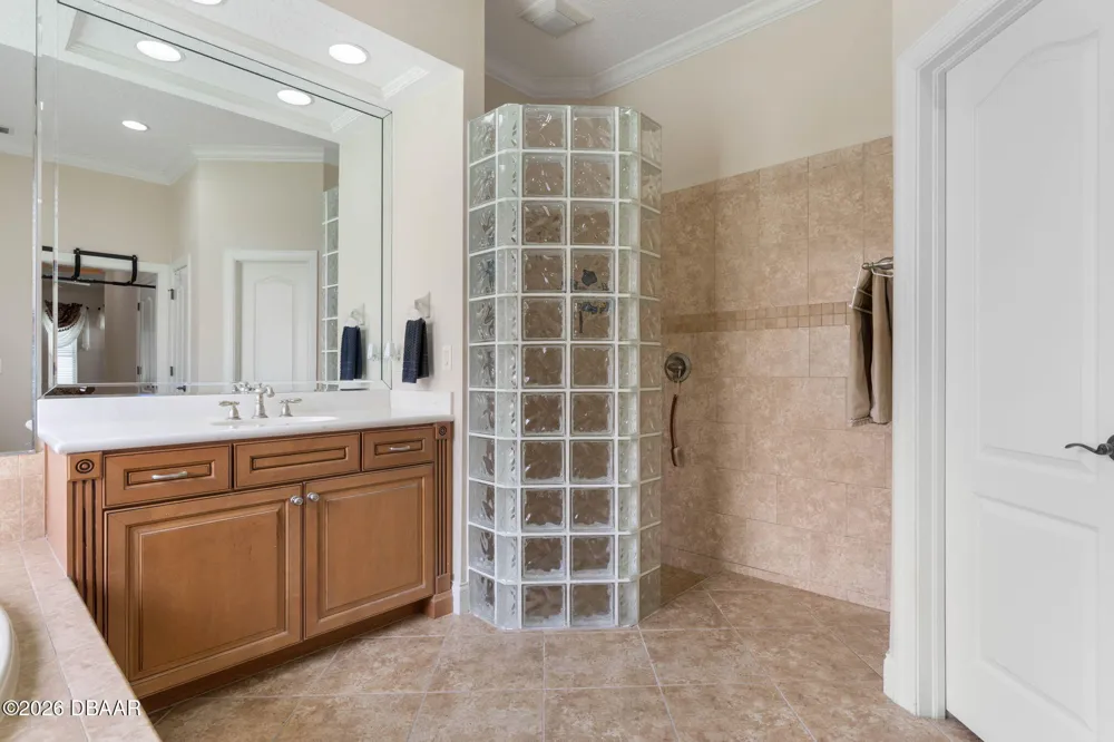 34 S Riverwalk Drive Palm Coast, FL 32137